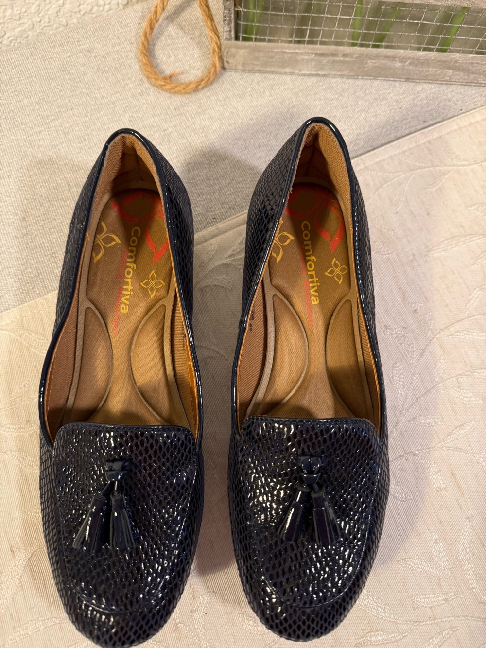 Comfortiva Navy Blue Patent Snake Embossed Tassel Small Wedge Loafer Shoes 8M